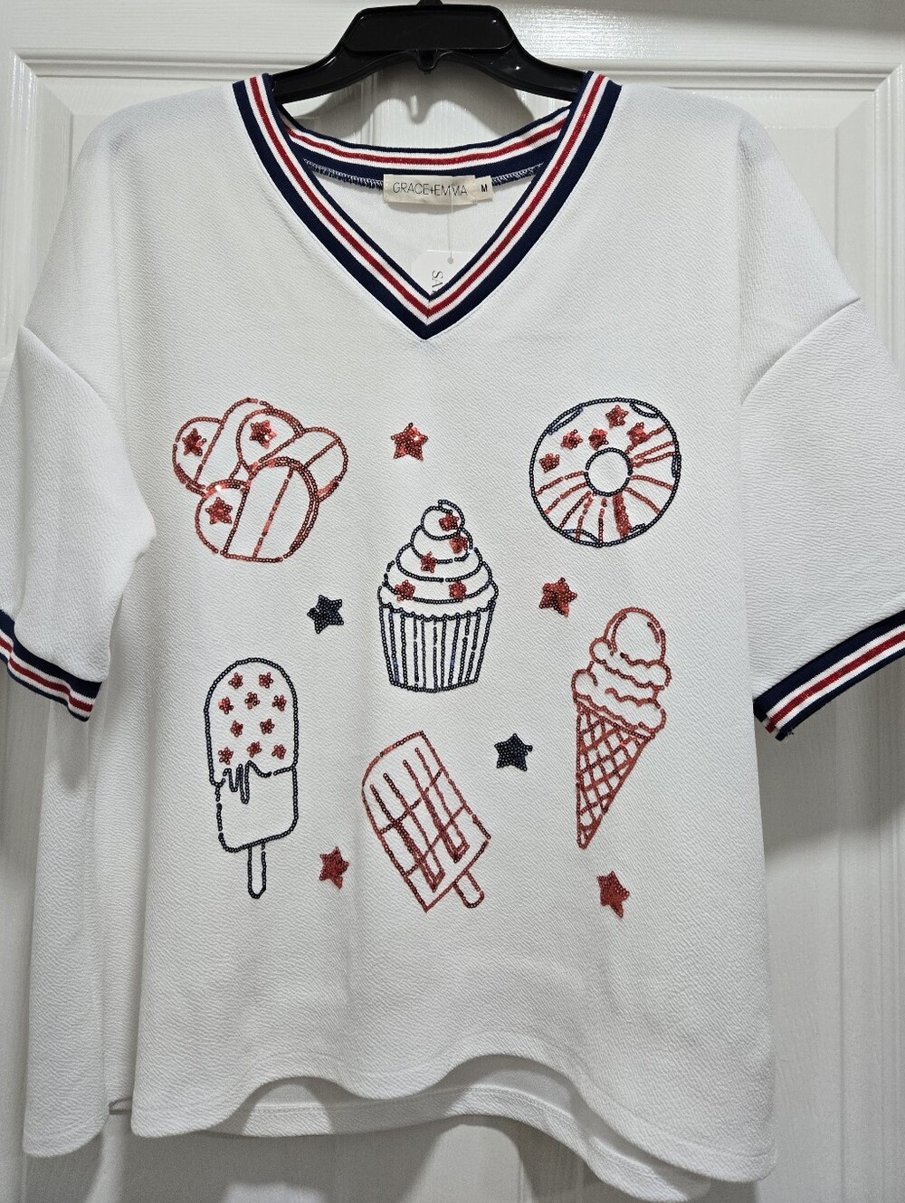 NWT Grace + Emma Womens M Americana Treats Sequin V-Neck Boutique Varsity Tee